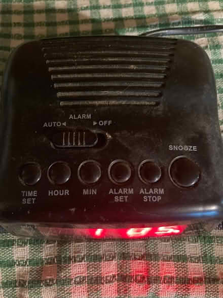 Photo of free Electric alarm clock (Battersea SW11) #2