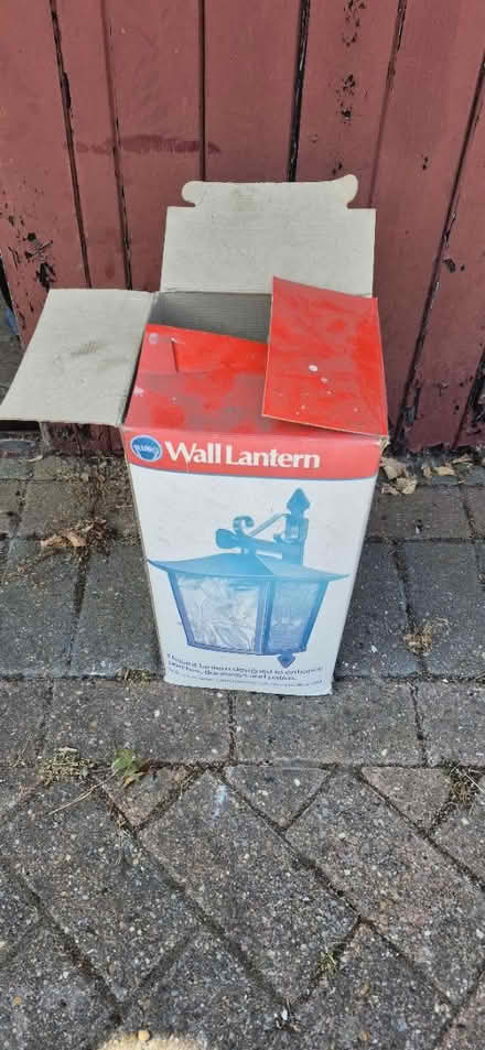 Photo of free Wall lantern (Hooks Cross SG14) #1