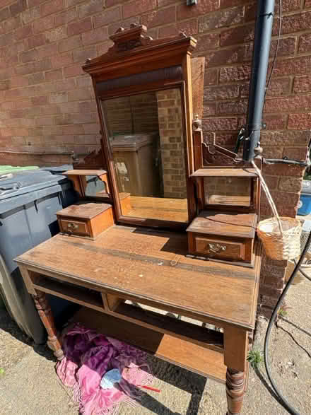 Photo of free Antique dresser to upcycle (Bushey WD23) #1