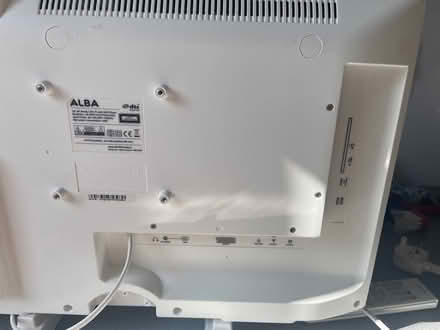 Photo of free 24 inch tv (Abingdon OX14) #3