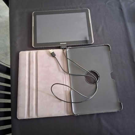 Photo of free Samsung 10" tablet and cover case (Swaythling SO16) #1