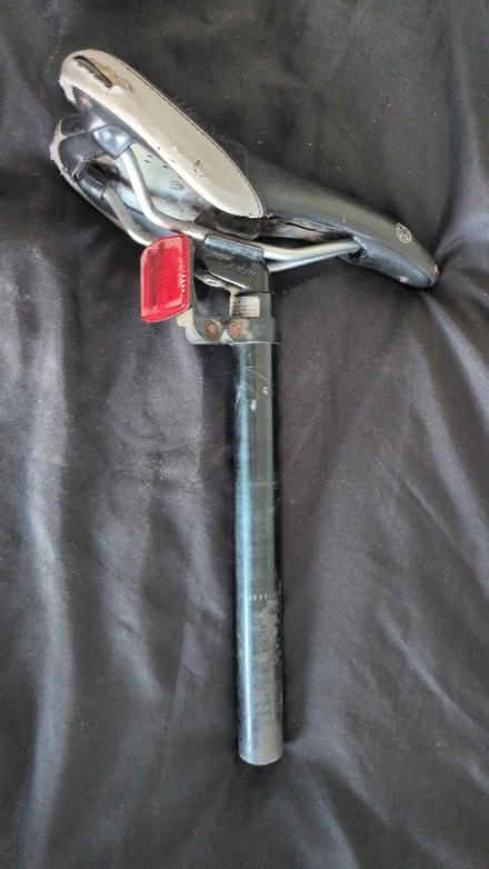 Photo of free Bike saddle (Bonnington EH6) #3