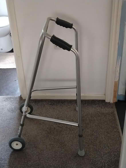 Photo of free Zimmer frame with front wheels (Po7 7pt) #1