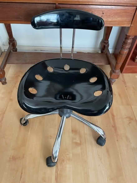 Photo of free Black swivel computer chair (Bisley, GU24) #2