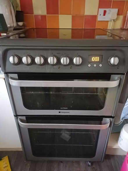 Photo of free Cooker & Oven Hotpoint (E9 Hackney) #1