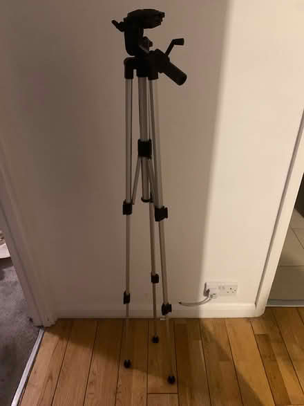 Photo of free Foldable tripod for camera (NW7 mill hill broadway) #1