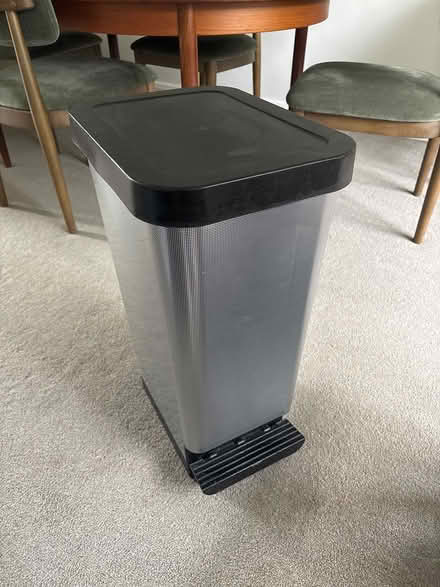 Photo of free Kitchen bin (Sevenoaks TN13) #1
