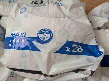 Photo of free Inconvenience (bladder) pads (New Malden KT3) #1