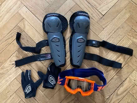 Photo of free Kids BMX / mountain biking stuff (SW16 Norbury, Green Lane) #1