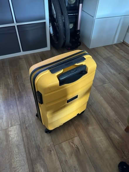 Photo of free Cabin Size Suitcase (Home E5) #2