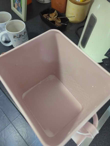 Photo of free Laundry powder container (Eastbourne BN21) #4