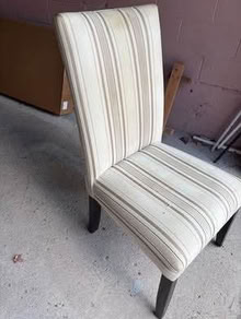 Photo of free Arm chair, comfortable (L5L 5P5) #1