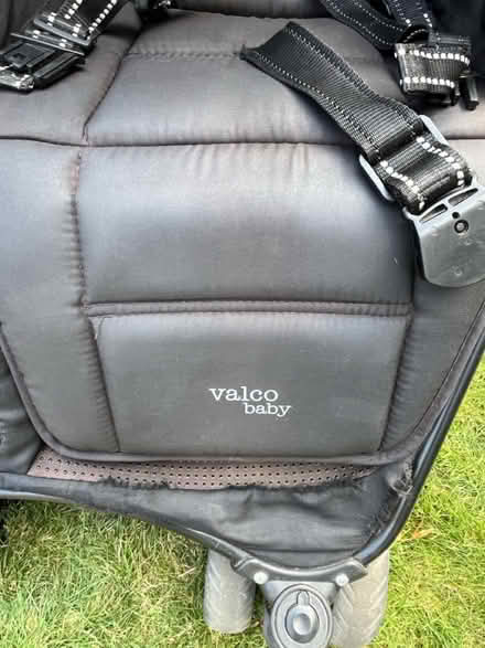Photo of free Double buggy (Brentford/Ealing border TW8) #1