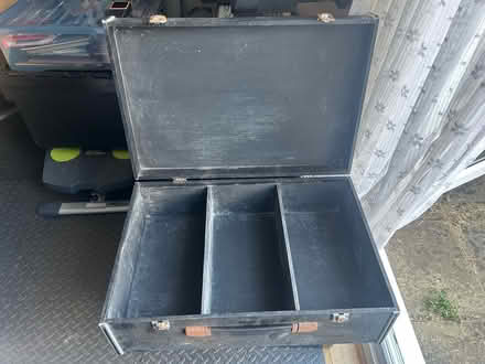 Photo of free DJ single records travailing case (Watford WD24 Tudor) #1
