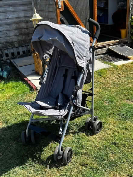 Photo of free Cuggl Pushchair (Holmbush Rd. PL25 3LQ) #3