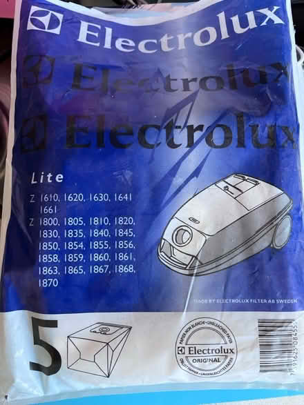 Photo of free 6 Electrolux vacuum bags (Solihull b92) #2