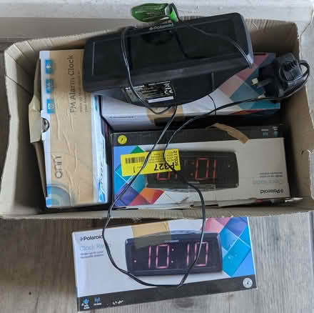 Photo of free Electric clock radio (Lodgemoor (S10)) #1
