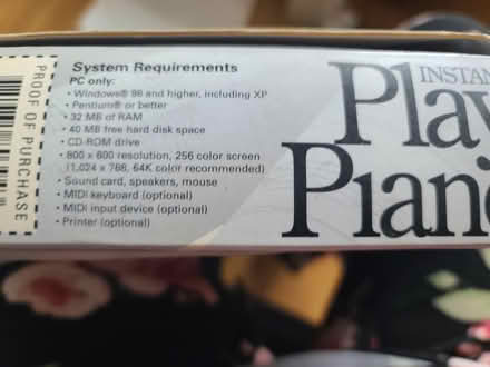 Photo of free Play piano (Mississauga Ontario Canada) #2