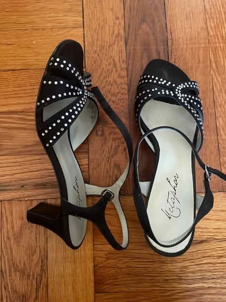 Photo of free Ladies evening shoes size 7 (Mount Vernon) #1