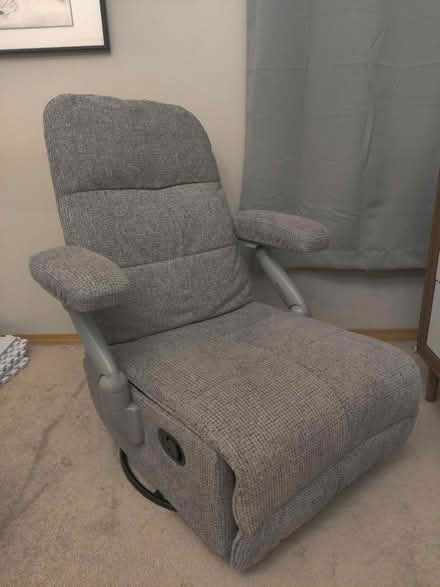 Photo of free Rocking Chair (Fremont near 99) #1