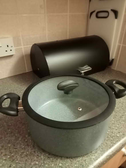Photo of free GreenChef 24cm Casserole Dish (Farnley LS12) #1