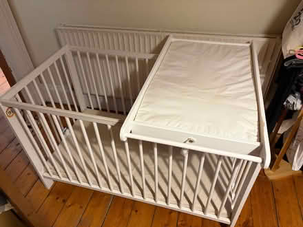 Photo of free White cot and changing board (Fountainbridge EH3) #1