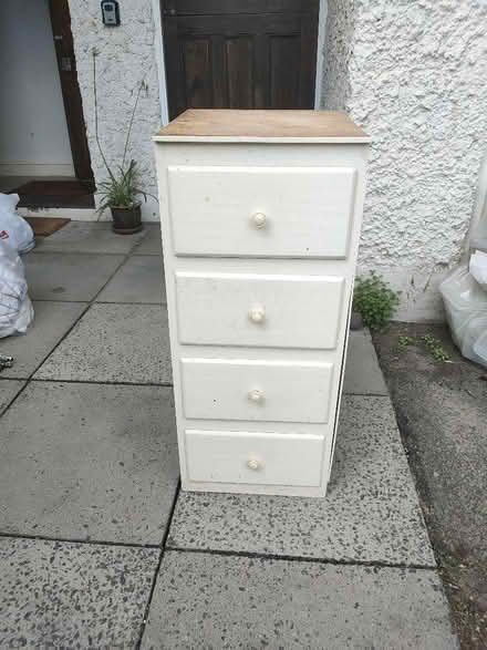 Photo of free white 1940s or 50s vintage slim wooden chest of drawers (Leatherhead KT22) #3