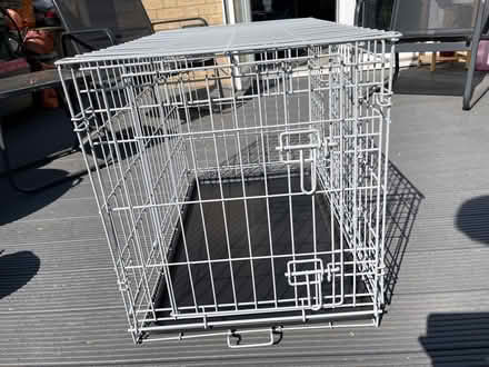 Photo of free Dog crates - 1 large and 1 medium (KT6 Surbiton) #2
