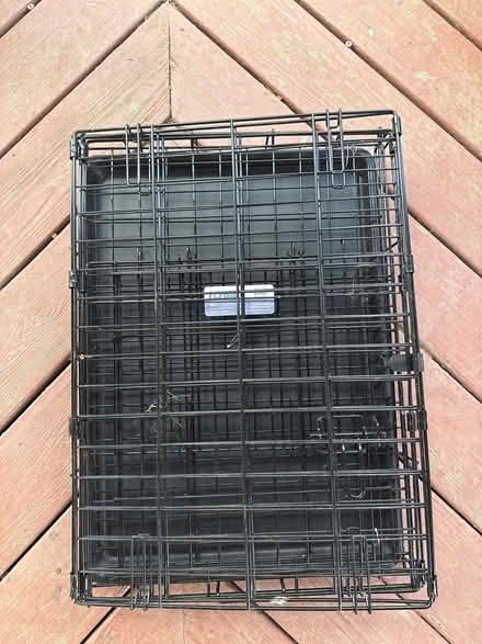 Photo of free 24” Wire Dog Crate (Alexandria, VA) #1