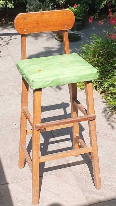 Photo of free Old stool (Nanpantan LE11) #1