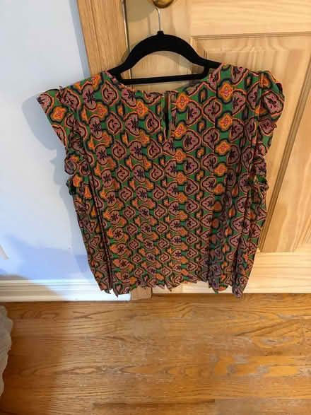 Photo of free Sleeveless top XL (Kanata Lakes) #2