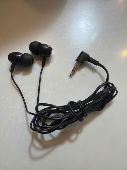 Photo of free Earphones / ear buds (East Palo Alto CA) #1