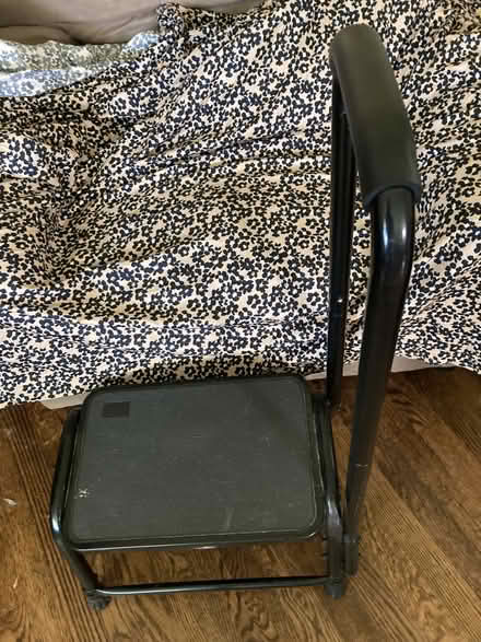 Photo of free Step Stool with Handle (Glenn Dale) #2