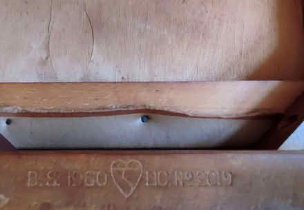 Photo of free Pair of Vintage Mid-Century Wooden Dining Chairs – Tan Vinyl (Tolworth KT6) #3
