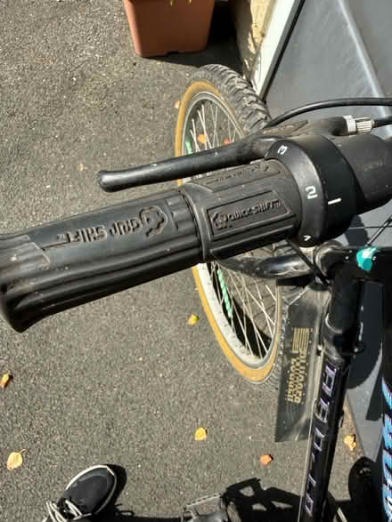 Photo of free Old bike (Lower Baildon) #3