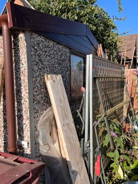 Photo of free Garage (Bosham, Chichester PO18) #4