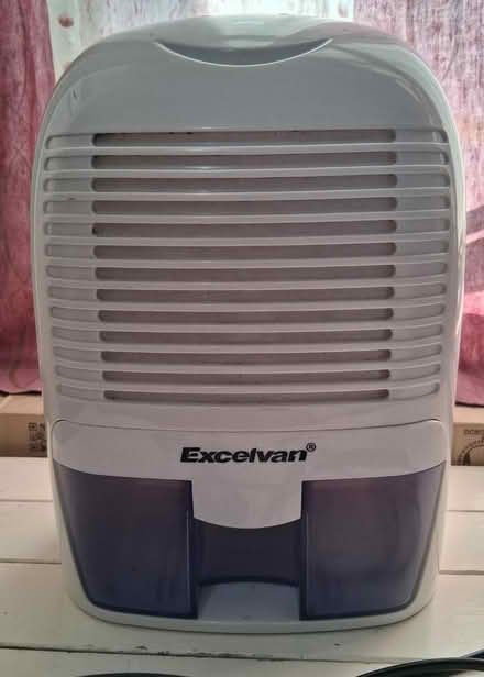 Photo of free Dehumidifier (Brixton SW9) #2