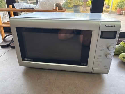 Photo of free Microwave (Staines TW18) #1