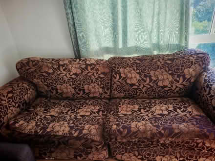 Photo of free 4 seater sofa (Sutton SM1) #1