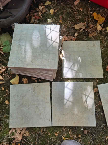 Photo of free Beige coloured floor tiles (Kennington OX1) #1