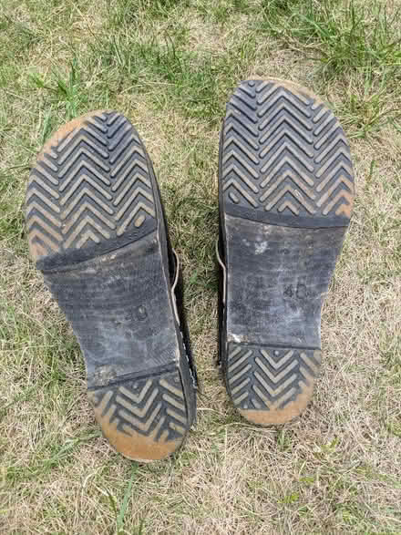 Photo of free Clogs, size 40 (Golden Triangle NR2) #2