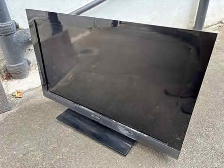 Photo of free Sony Bravia television (St John’s Wood NW8) #3