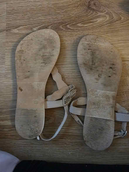 Photo of free Size 6 Sandals (West Oxfordshire OX28) #2