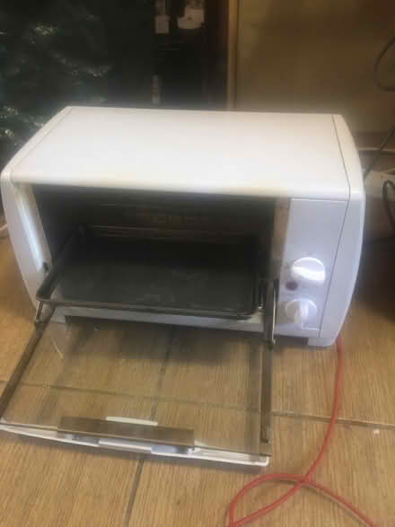 Photo of free White Small mini oven Grill (Liverpool L6) #2