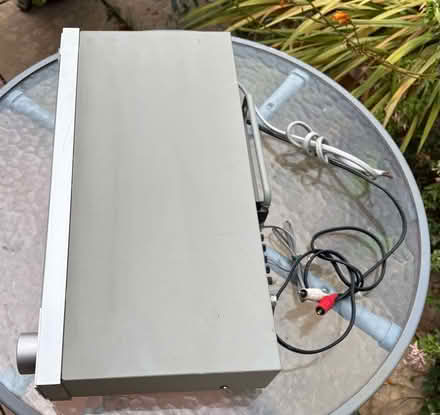 Photo of free MW / FM Hitachi tuner (Taunton South ED TA1) #2