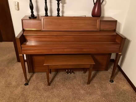 Photo of free Story and Clark upright piano (Eaton rapids, Michigan) #2