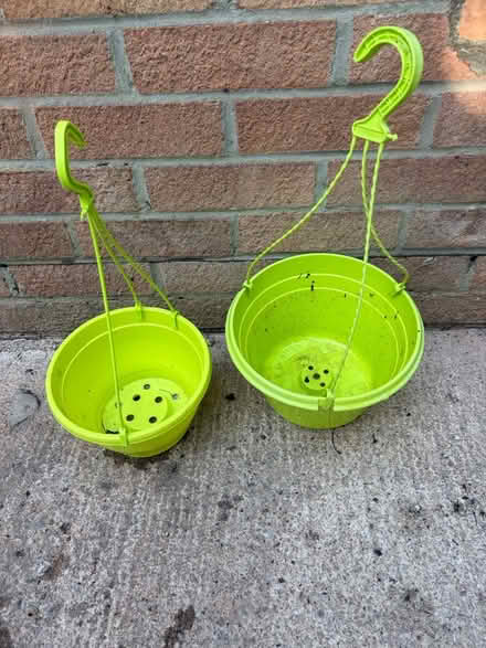 Photo of free Hanging baskets (Westbury Wilts BA13) #1