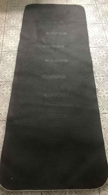 Photo of free White rug / runner - machine washable (Ely CB6) #4