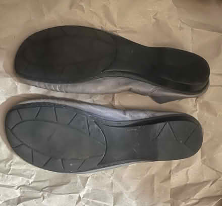 Photo of free Clark’s women’s shoes 7 (Finsbury Park N4) #2