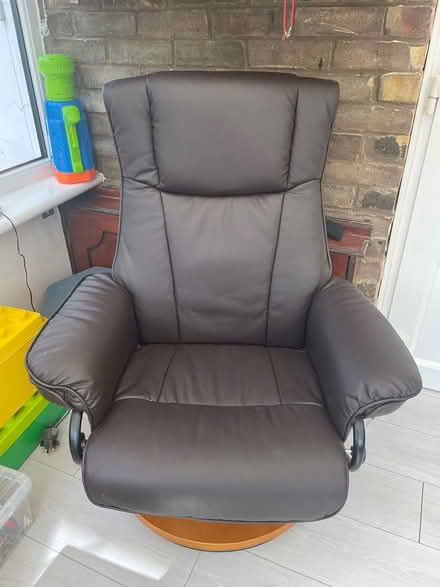 Photo of free Arm chair/ recliner (RM3) #2